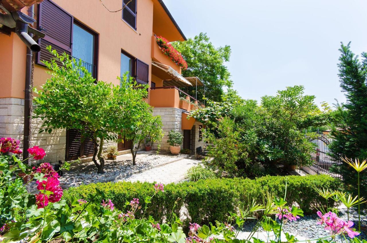 Apartment Ecio Vinkuran Exterior foto